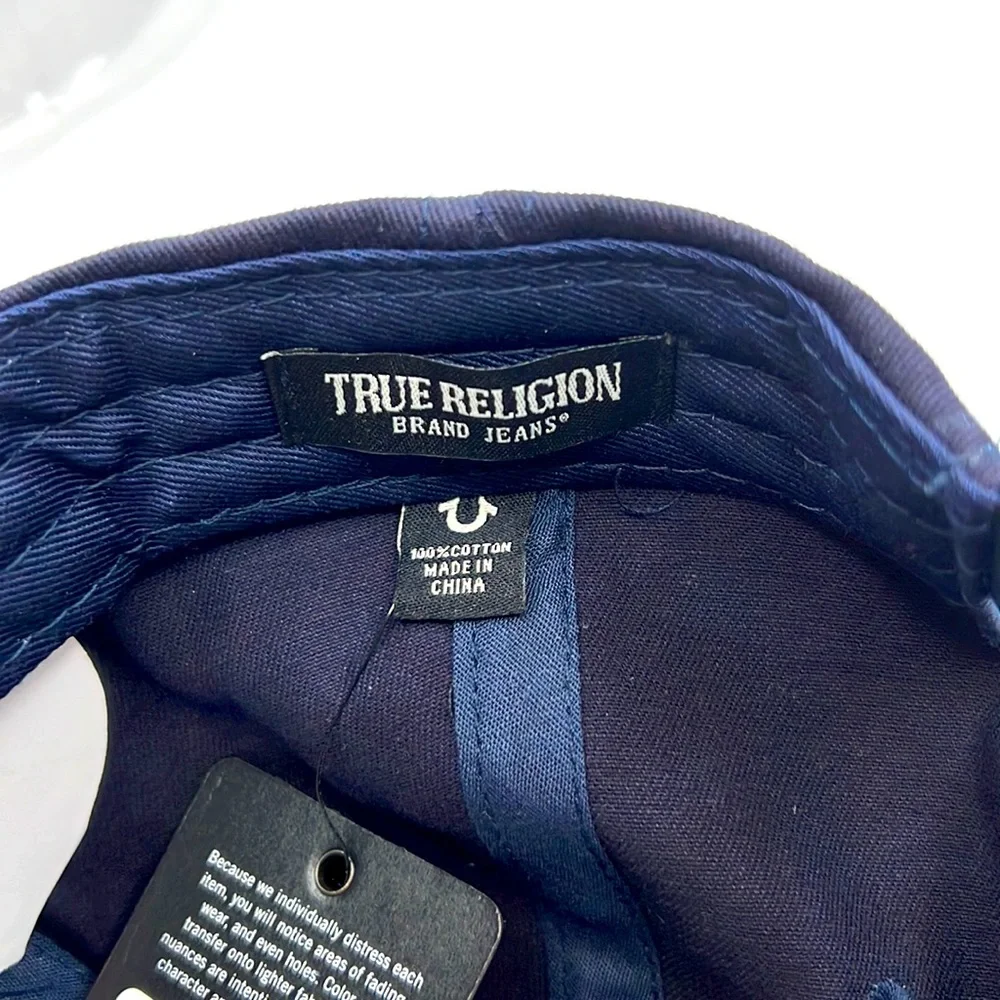 TRUE RELIGION UNISEX CAP/HAT, THE COLOR IS 